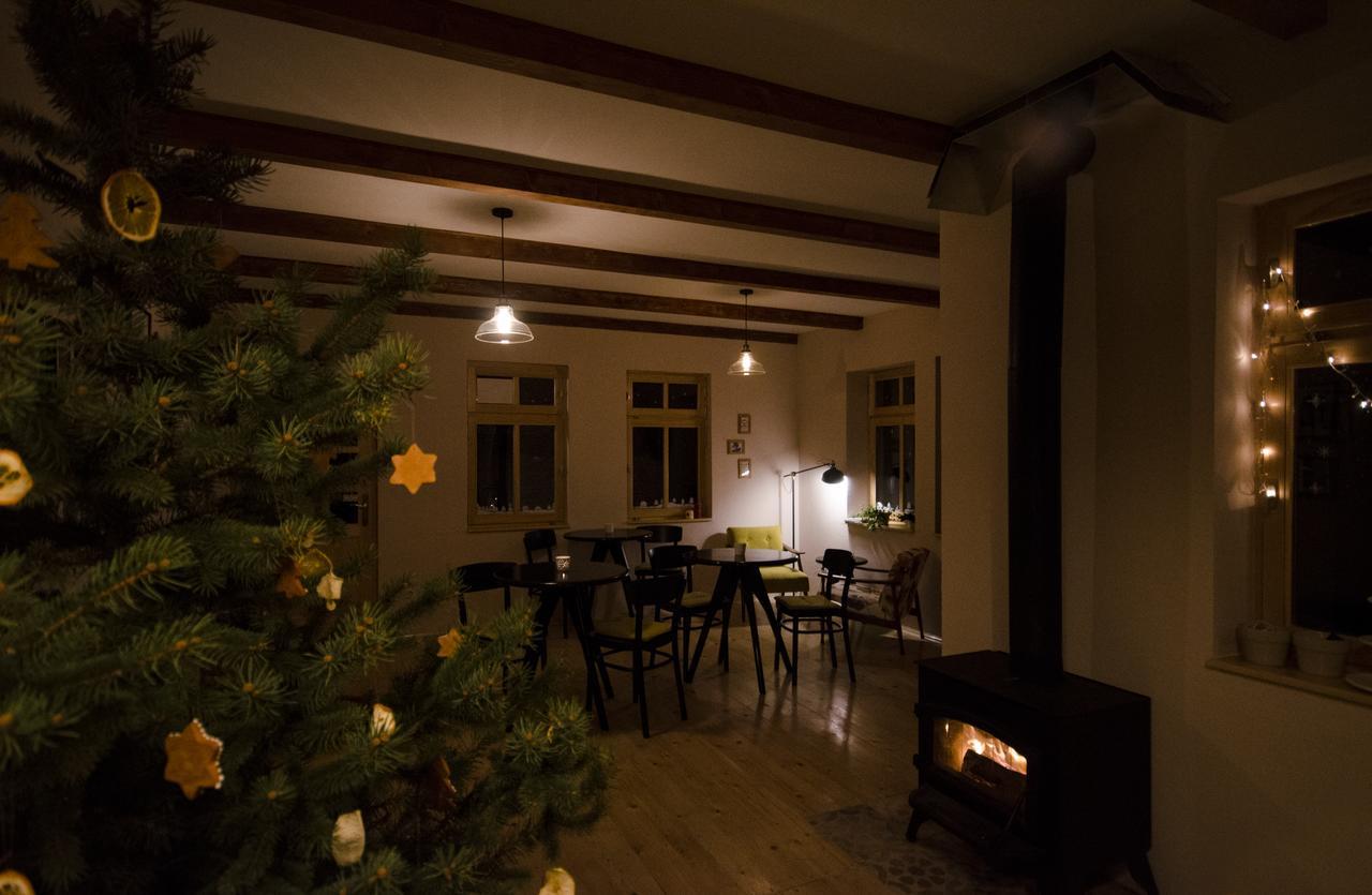 Ethno&Coffee House Tulip Bed & Breakfast Glozan Екстериор снимка