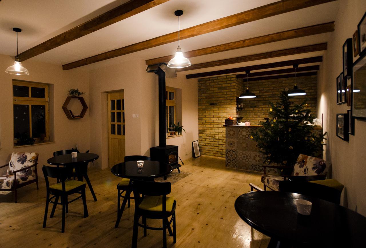 Ethno&Coffee House Tulip Bed & Breakfast Glozan Екстериор снимка